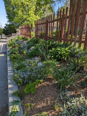 1406 N Kinser Pike, Bloomington, IN 47404