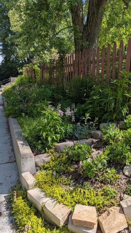 1406 N Kinser Pike, Bloomington, IN 47404