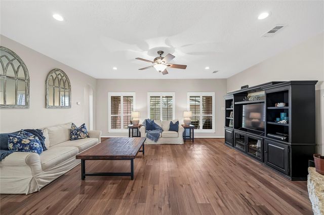 3811 Doveswood Circle, Needville, TX 77461