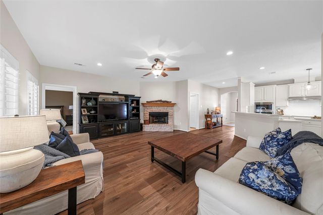 3811 Doveswood Circle, Needville, TX 77461