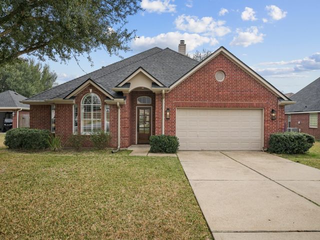 3811 Doveswood Circle, Needville, TX 77461
