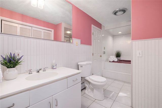 128 Swan Road, Smithfield, RI 02917