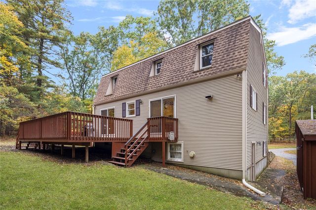 128 Swan Road, Smithfield, RI 02917