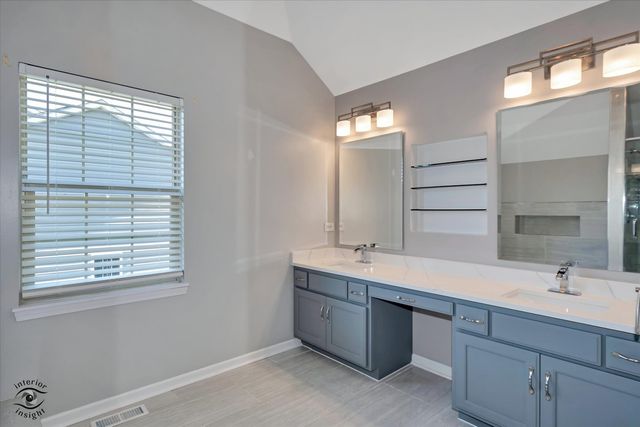 16305 Riverwood Drive, Plainfield, IL 60586