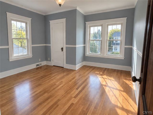 147 Clifton Place, Syracuse, NY 13206