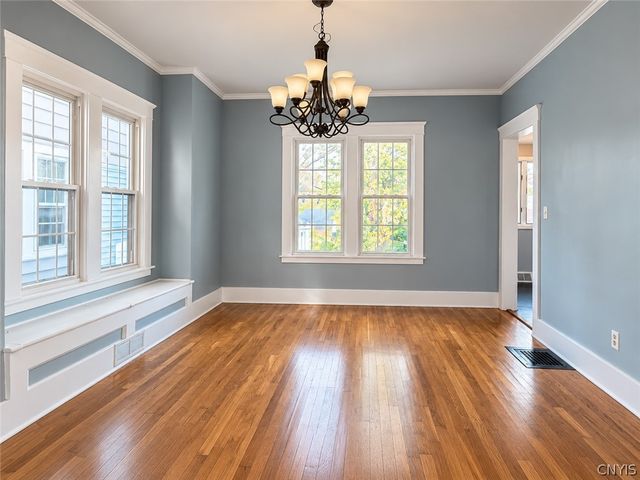 147 Clifton Place, Syracuse, NY 13206