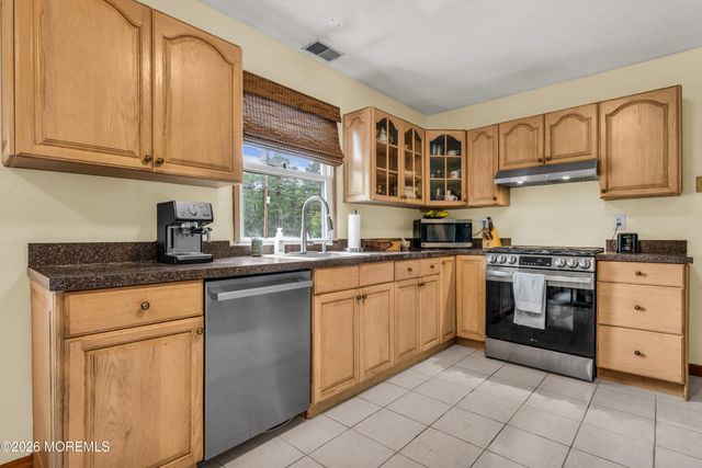 2108 Champlain Street, Toms River, NJ 08757