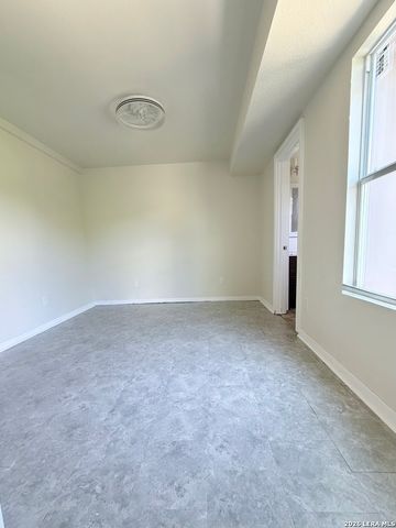935 Eventide UNIT 2, San Antonio, TX 78209