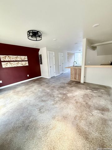935 Eventide UNIT 2, San Antonio, TX 78209