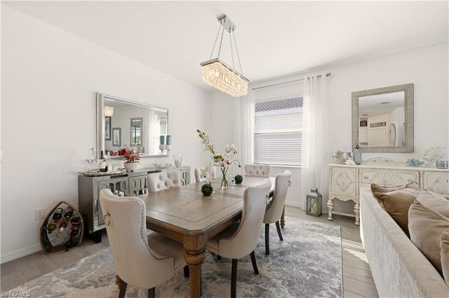 2537 Kona WAY, Naples, FL 34120