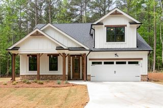 110 Doris Path, Dallas, GA 30157