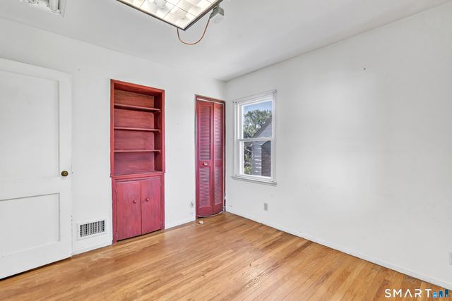 135 Sixth Avenue, Stratford, CT 06615