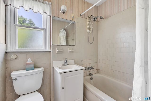 135 Sixth Avenue, Stratford, CT 06615