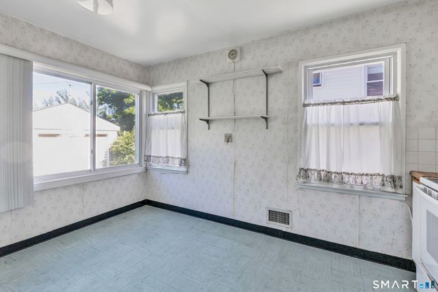 135 Sixth Avenue, Stratford, CT 06615