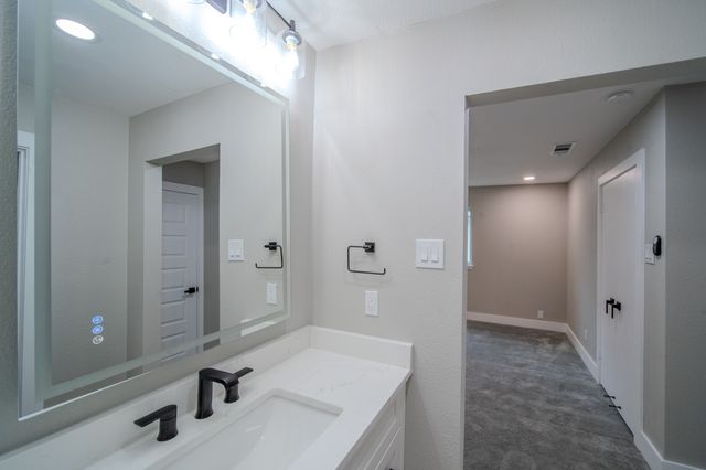 2013 Aspen Lane, Garland, TX 75044