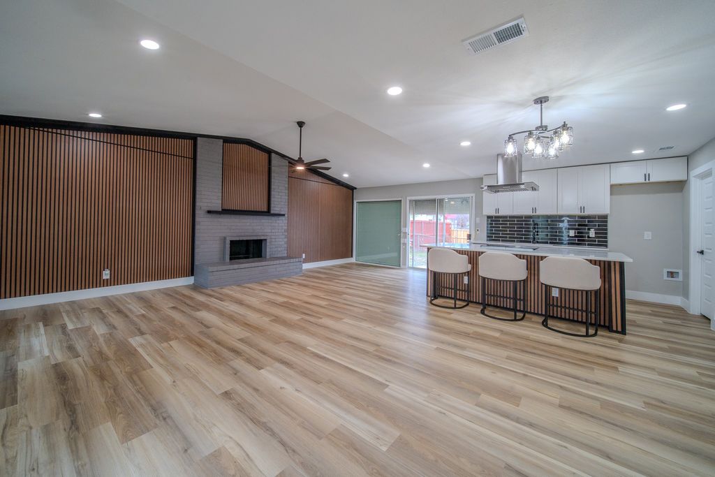 2013 Aspen Lane, Garland, TX 75044