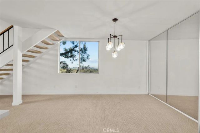 2385 Roscomare F16, Bel Air, CA 90077