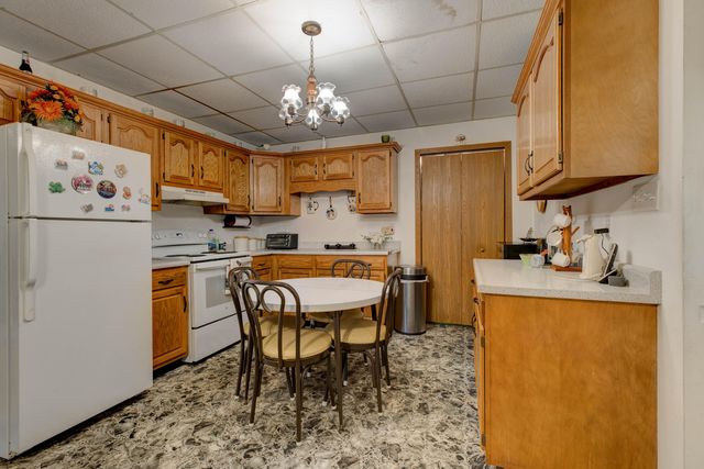 95 Len Drive, Clay City, KY 40312