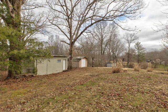 95 Len Drive, Clay City, KY 40312