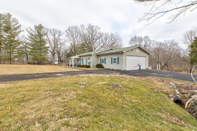 95 Len Drive, Clay City, KY 40312