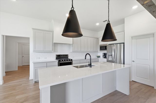 6680 Red Wing Lane, Sanger, TX 76266