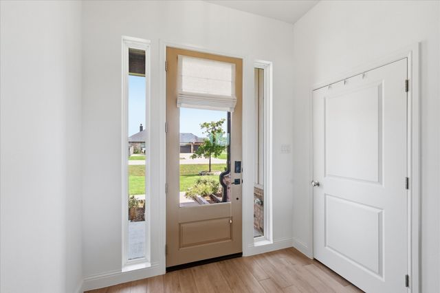 6680 Red Wing Lane, Sanger, TX 76266