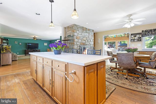 7 SONORA DR, Pasadena, MD 21122