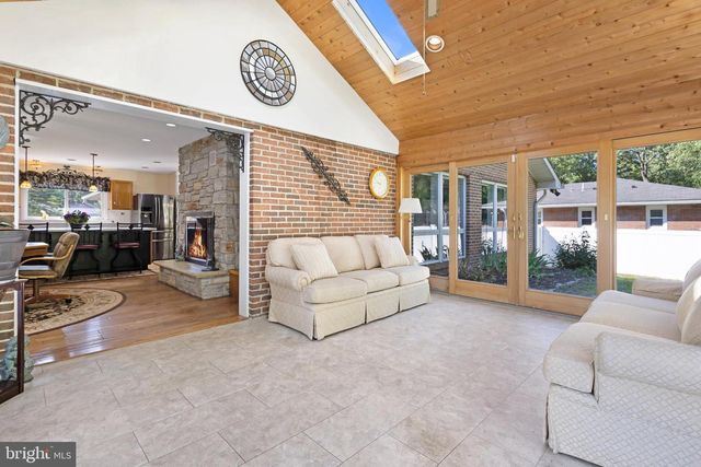 7 SONORA DR, Pasadena, MD 21122
