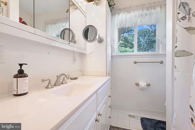 7 SONORA DR, Pasadena, MD 21122