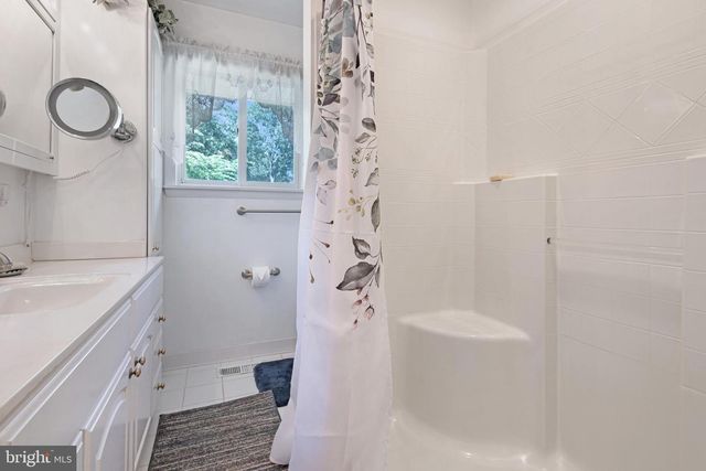 7 SONORA DR, Pasadena, MD 21122