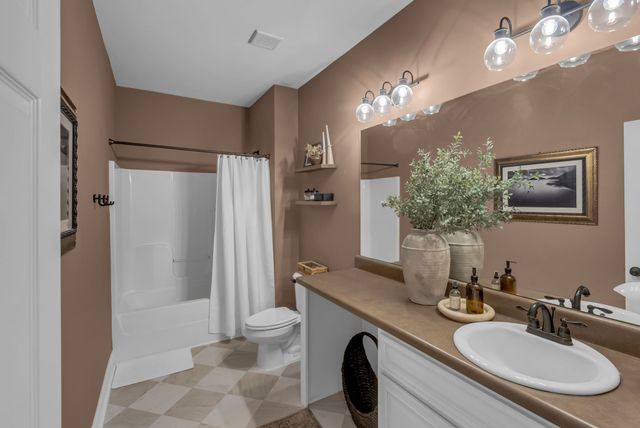 1210 Buckeye Rd, Fayetteville, TN 37334