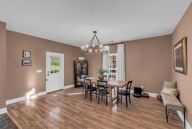 1210 Buckeye Rd, Fayetteville, TN 37334