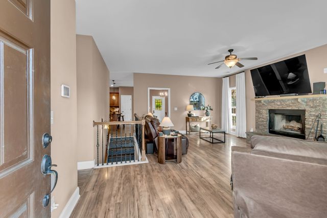 1210 Buckeye Rd, Fayetteville, TN 37334