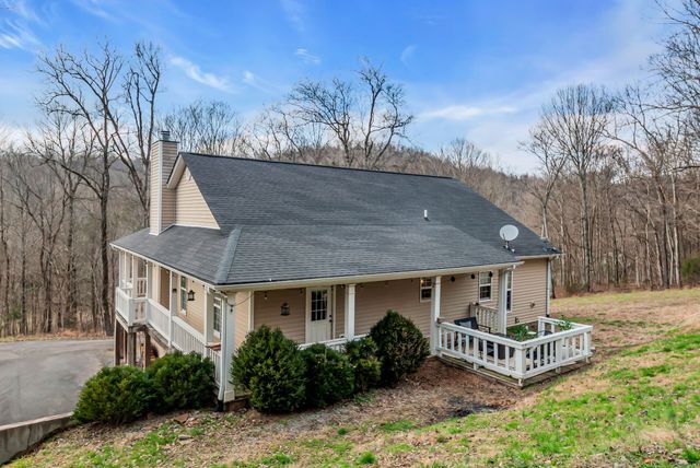 1210 Buckeye Rd, Fayetteville, TN 37334