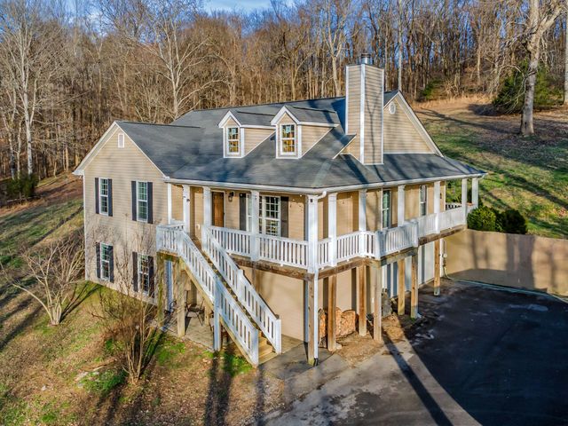 1210 Buckeye Rd, Fayetteville, TN 37334