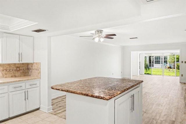 4414 MOUNT VERNON DRIVE 0, Bradenton, FL 34210