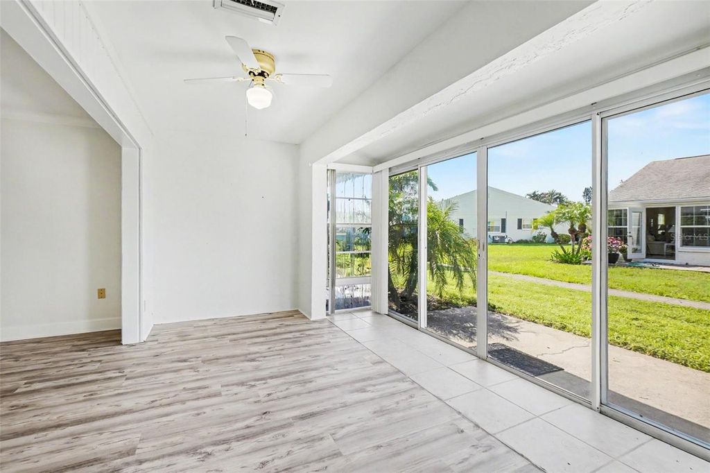 Image 14 of property listing at 4414 MOUNT VERNON DRIVE 0, Bradenton, FL 34210