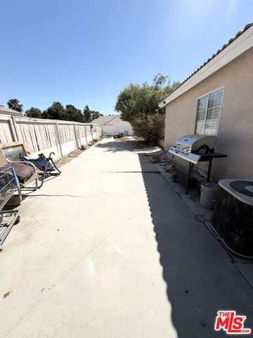 1348 Da Vinci Drive, San Jacinto, CA 92583