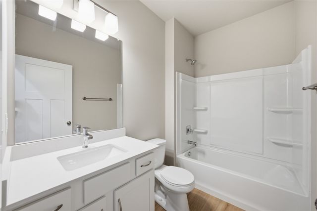 2301 Chan Drive, Adel, IA 50003