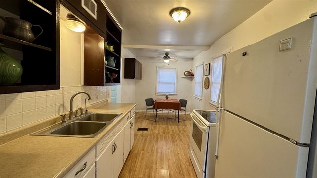 268 Battle Creek Avenue, Battle Creek, MI 49037