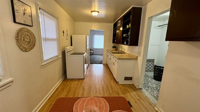 268 Battle Creek Avenue, Battle Creek, MI 49037