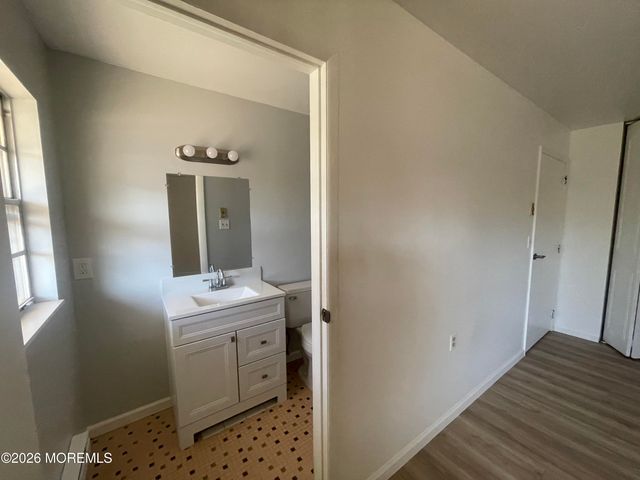 866C Inverness Court, Lakewood, NJ 08701