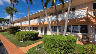 1030 SW 11th St 5m, Hallandale Beach, FL 33009