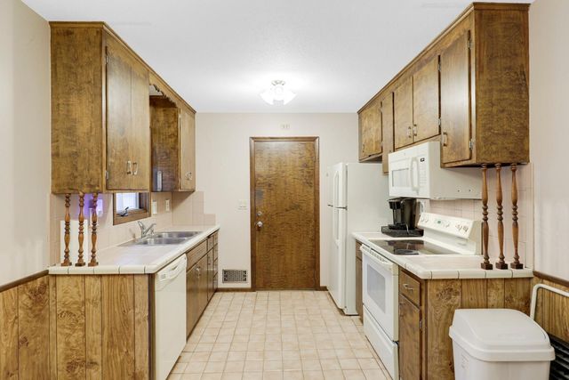 9109 Northwood Parkway, New Hope, MN 55427