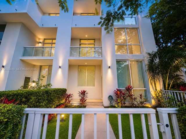 1871 S River Drive A04, Miami, FL 33125