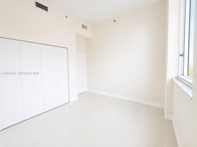 1871 S River Drive A04, Miami, FL 33125