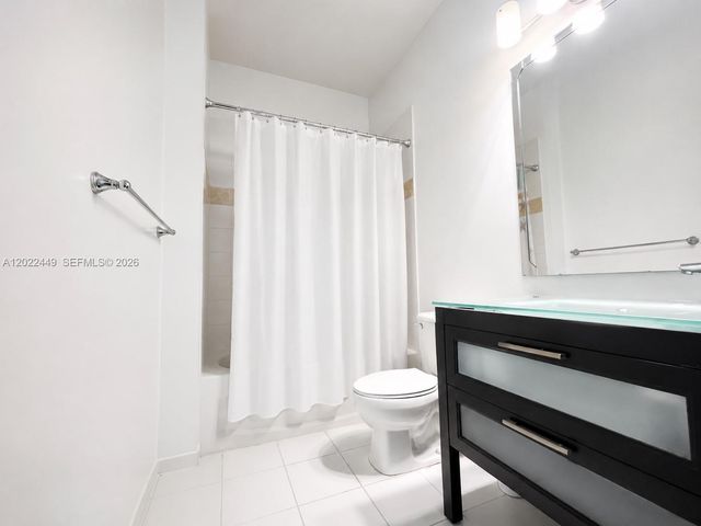 1871 S River Drive A04, Miami, FL 33125