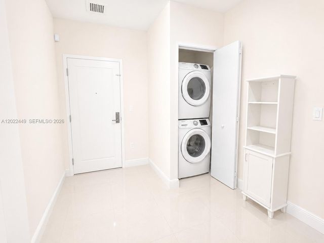 1871 S River Drive A04, Miami, FL 33125