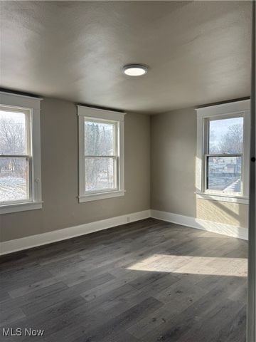 3409 Powers Way, Youngstown, OH 44502