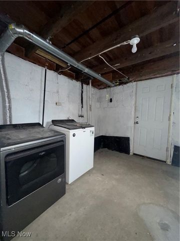 3409 Powers Way, Youngstown, OH 44502